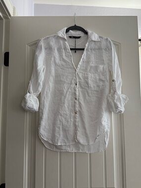 Zara Women’s White Linen Button-Down Shirt